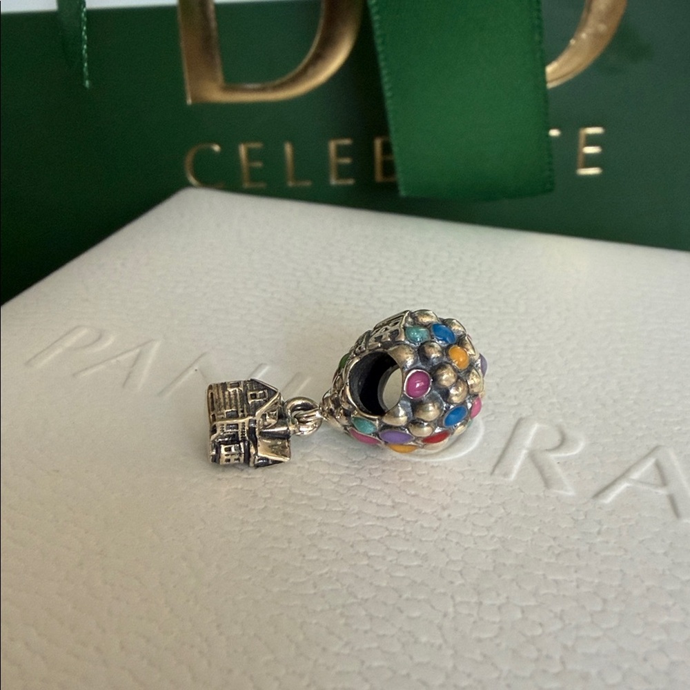 Pandora Disney Up Movie Hot Air Balloon Charm RARE RETIRED - Picture 2 of 4